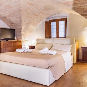 http://assisi-al-santuario.hotels-perugia.com